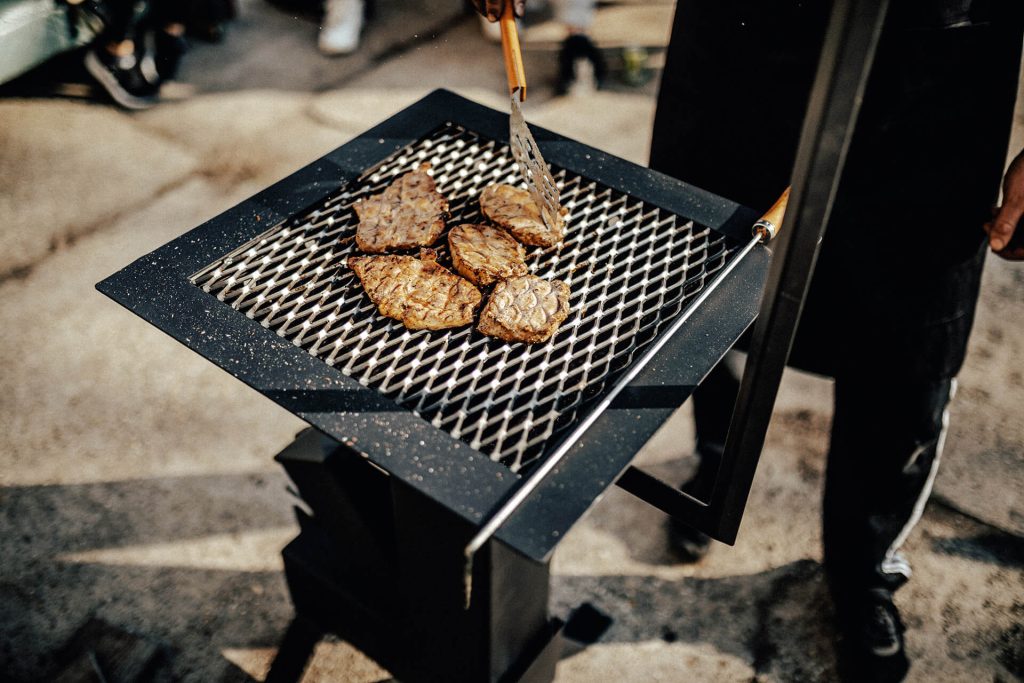 Hogyan teszik könnyebbé a rakéta kályha kiegészítők a grillezést? grillmonkey 84